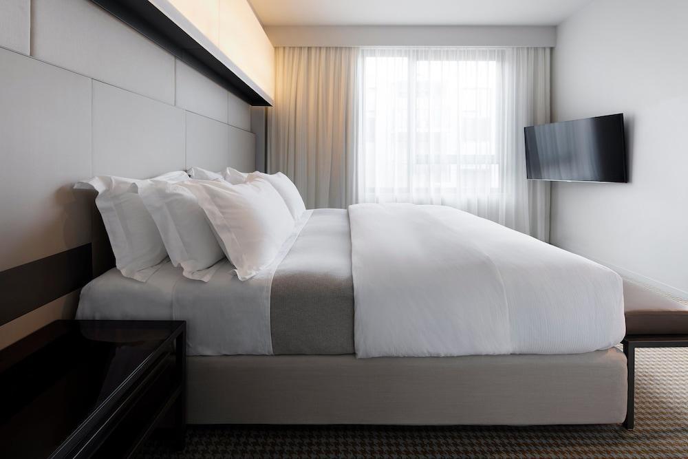 Hotel Realm Canberra Exterior foto A bed