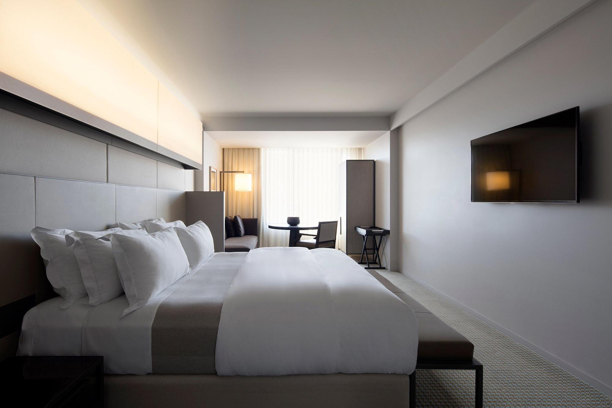 Hotel Realm Canberra Exterior foto A room at the hotel