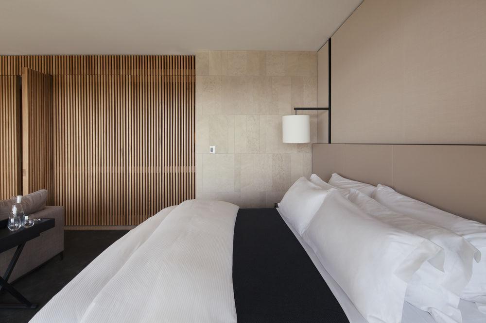 Hotel Realm Canberra Exterior foto A room at the hotel