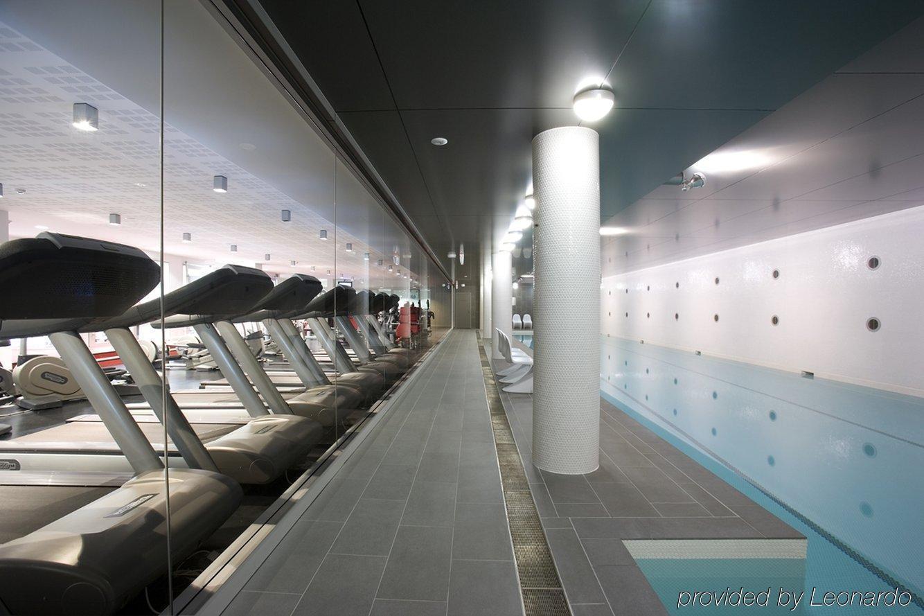 Hotel Realm Canberra Facilități foto The gym at the London Aquatics Centre
