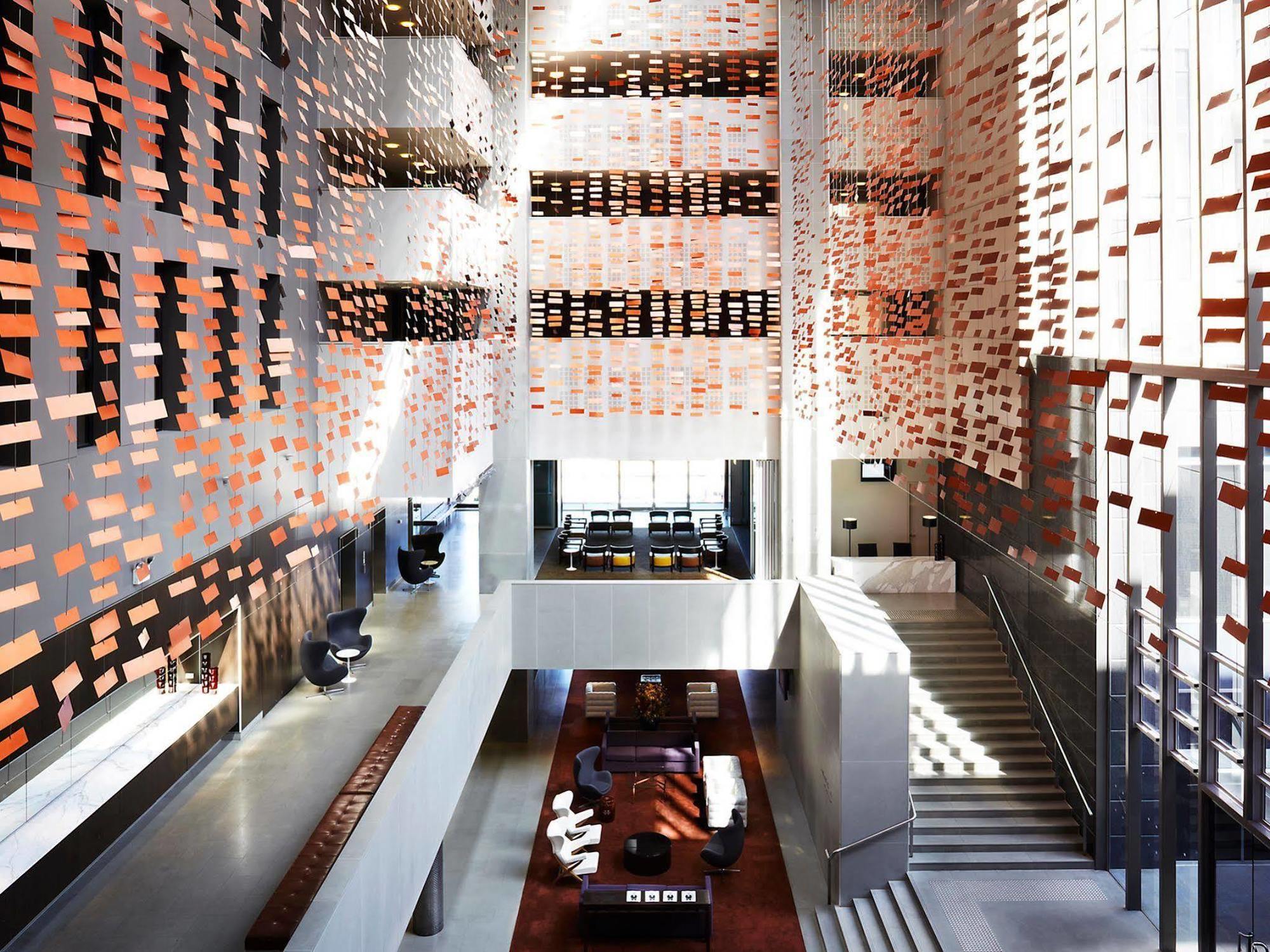 Hotel Realm Canberra Exterior foto Interior of the building