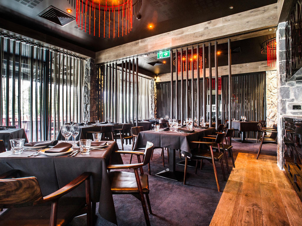 Hotel Realm Canberra Exterior foto Interior of the restaurant