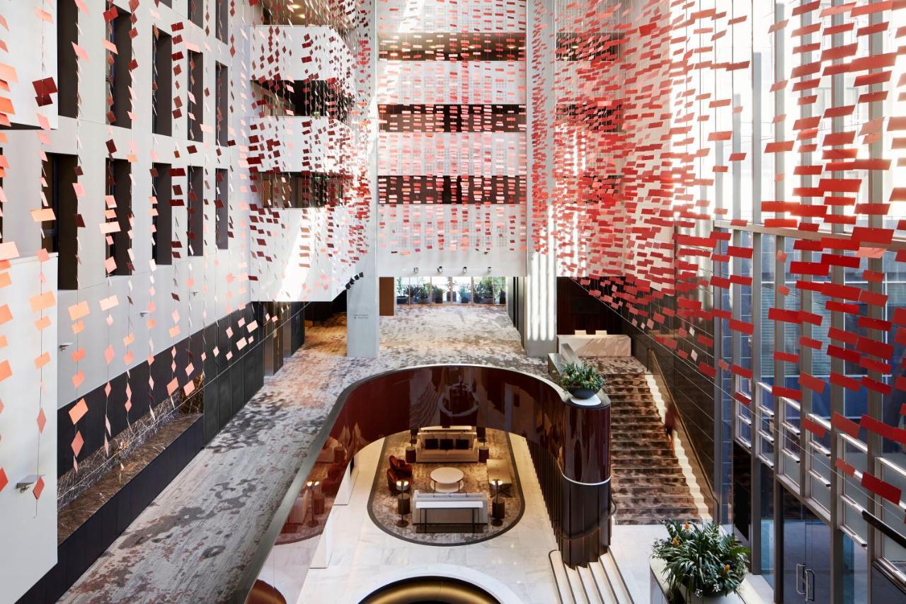 Hotel Realm Canberra Exterior foto The interior of the hotel